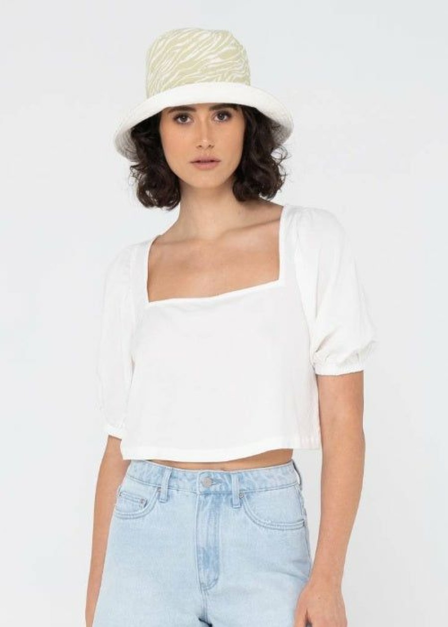 Clearance * Rusty Paradiso Short Sleeve Top Classical White