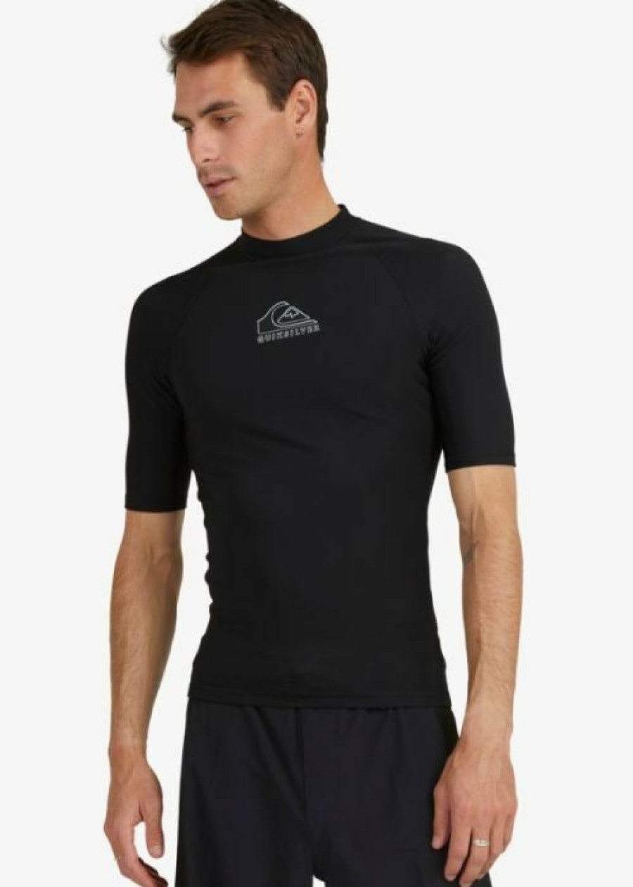 New * Quiksilver Heater Short Sleeve Featured Black